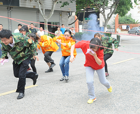 “五位一體(tǐ)”綜合治理(lǐ)消防技(jì )能(néng)比賽